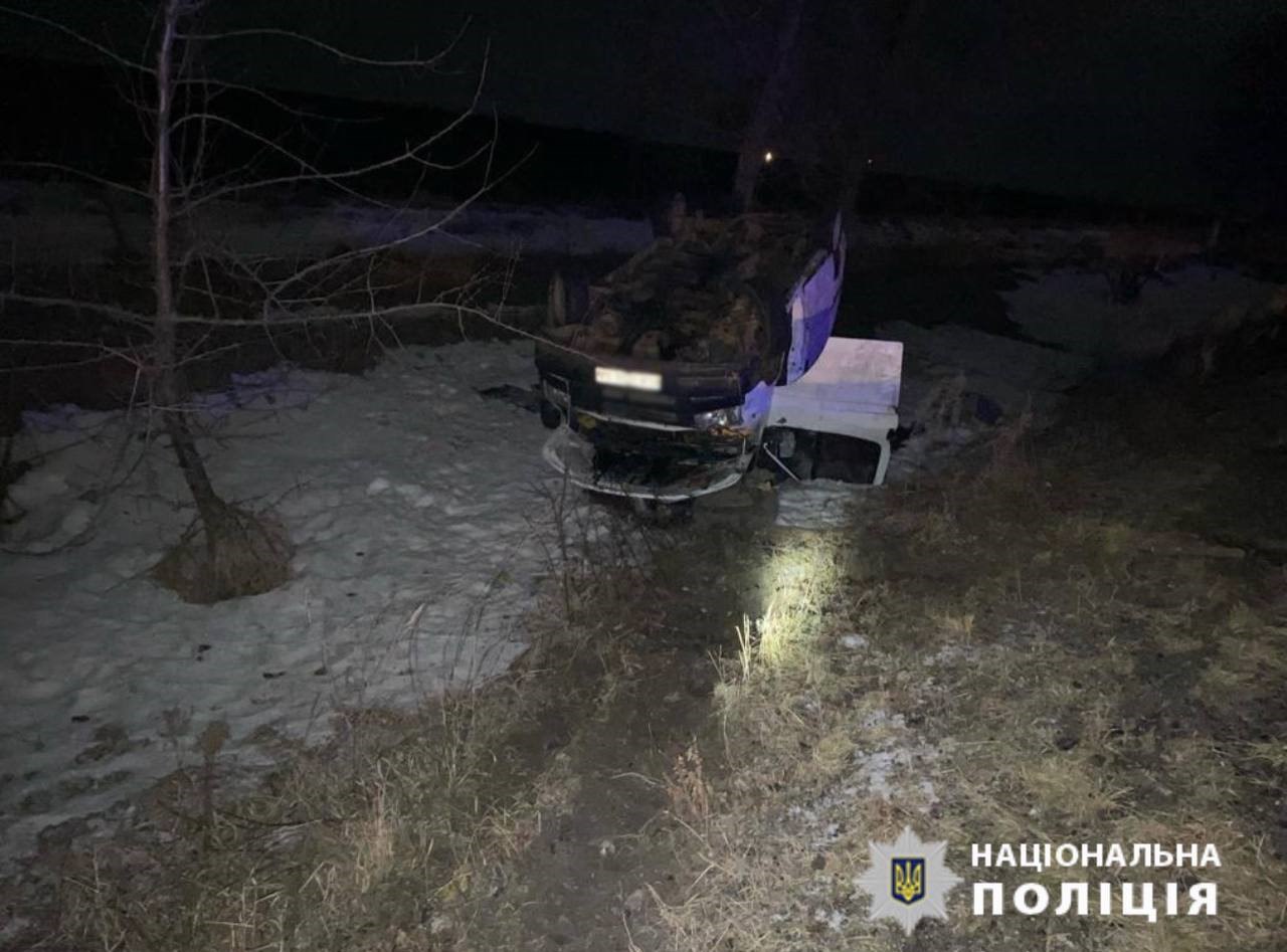 Від зіткнення авто перекинулося: на Черкащині сталася смертельна аварія