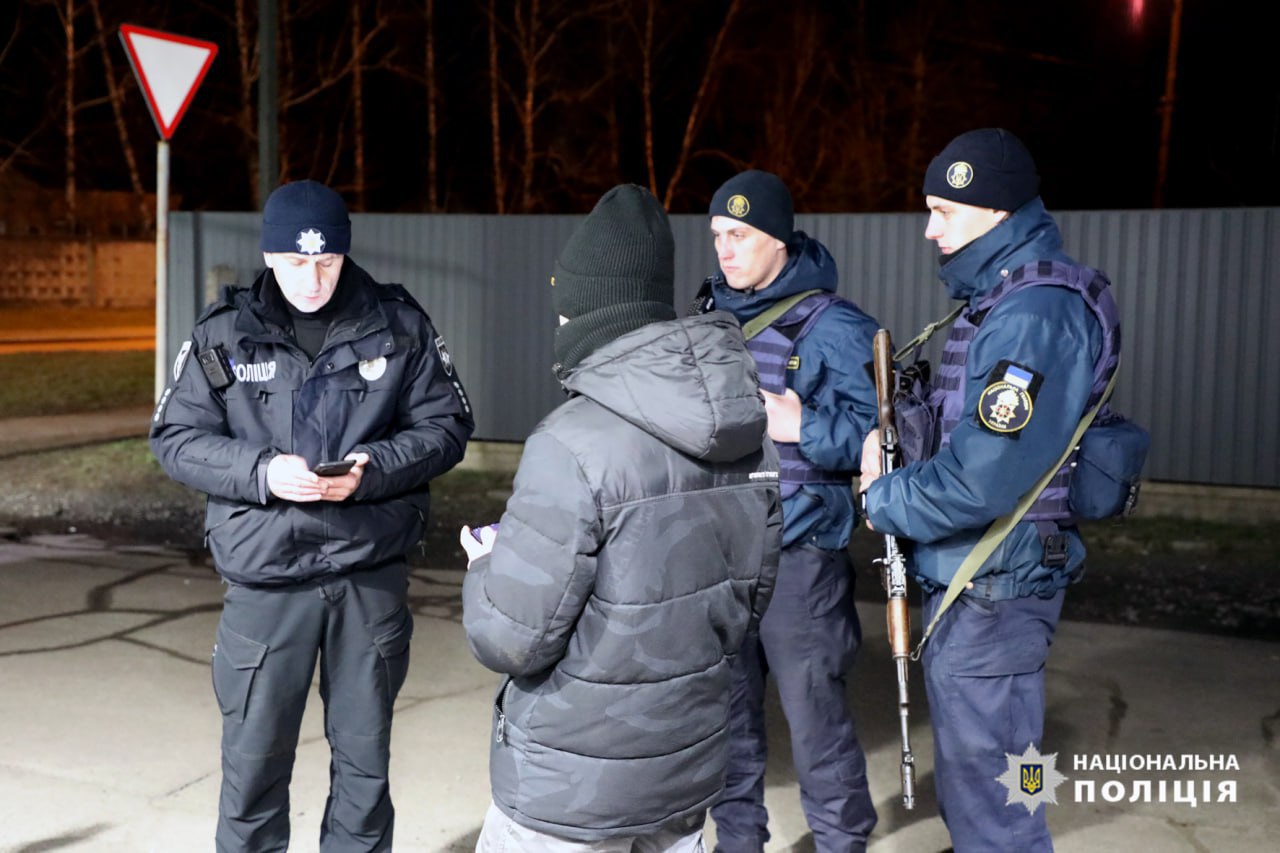 У Черкаській області правоохоронці провели посилене патрулювання
