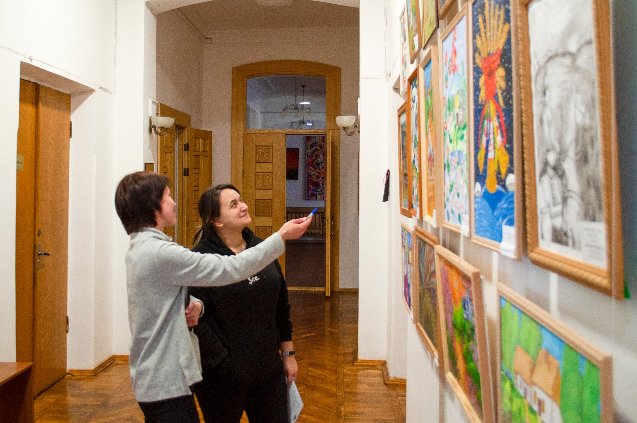 До дня народження Тараса Шевченка в художньому музеї презентували творчі роботи юних черкащан