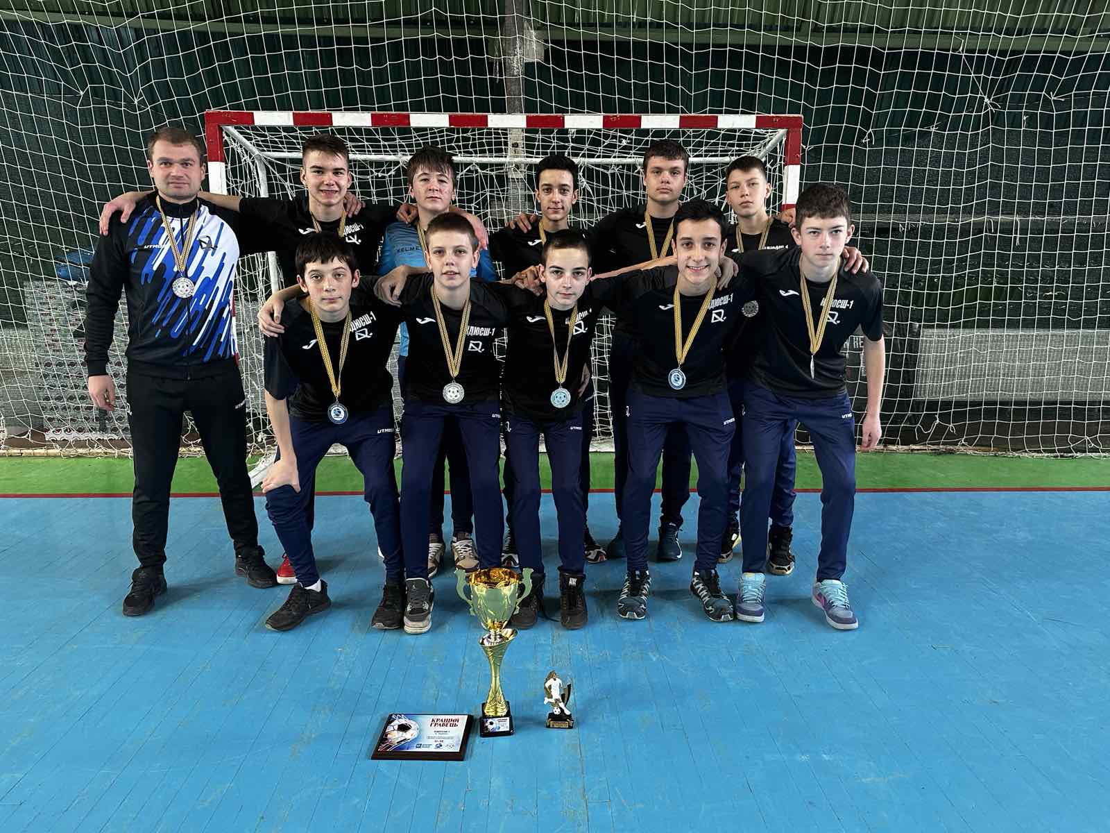 Черкащани вибороли «срібло» на чемпіонаті України з футзалу серед юнаків