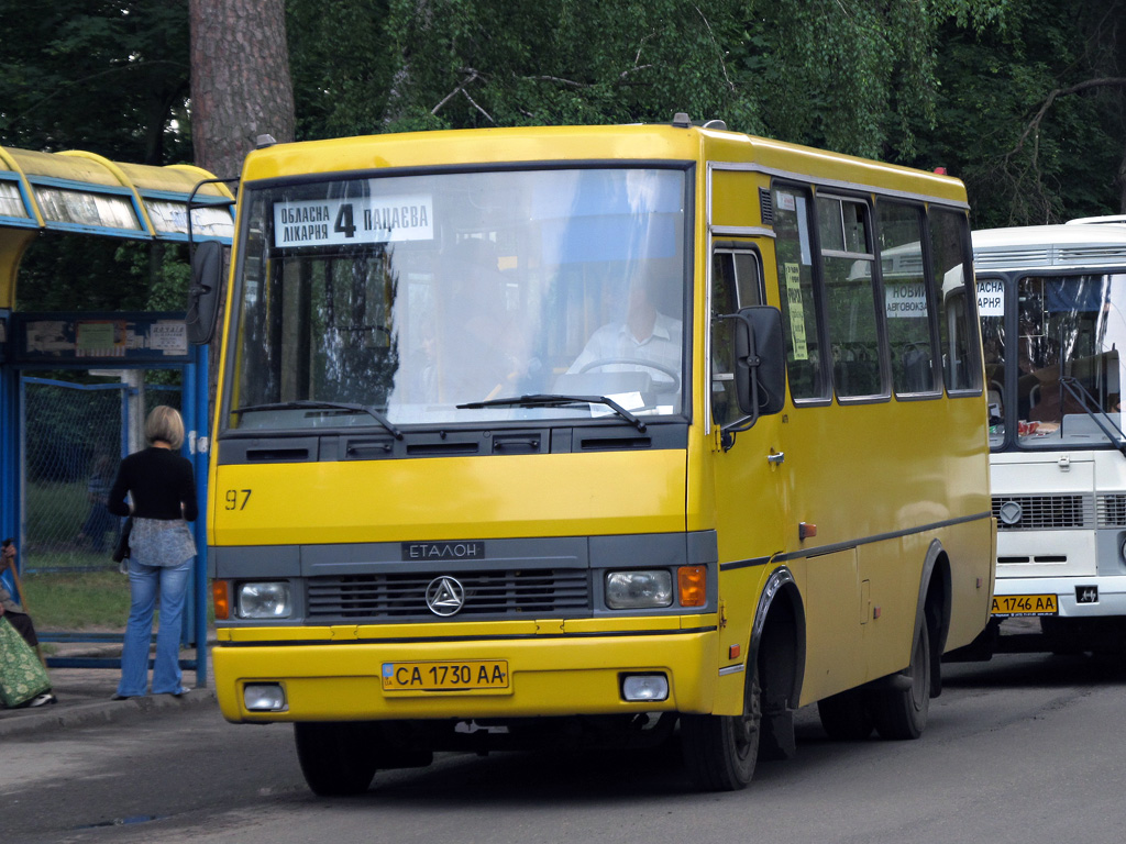 У Черкасах змінять схему руху двох автобусних маршрутів