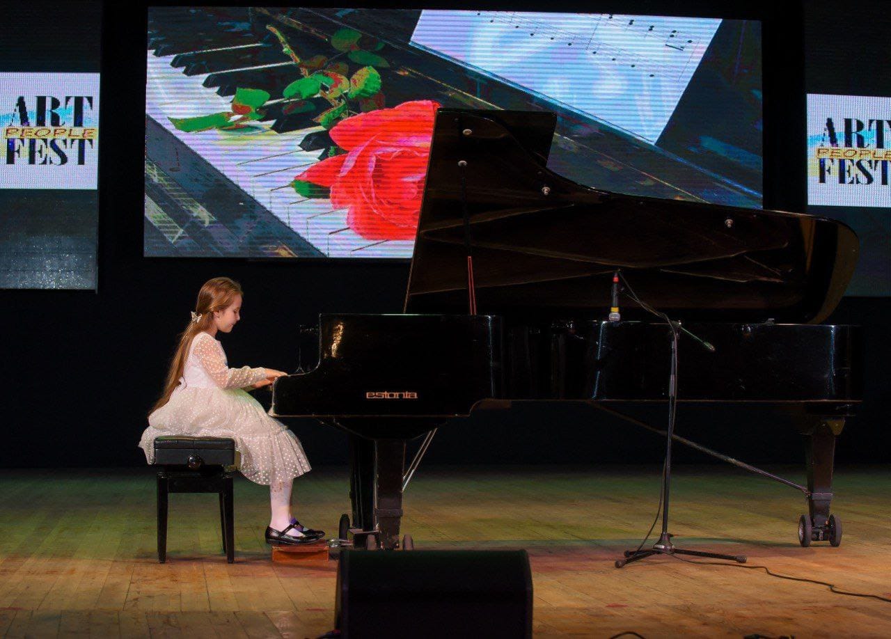 Черкаські піаністи – із низкою нагород всеукраїнського фестивалю-конкурсу