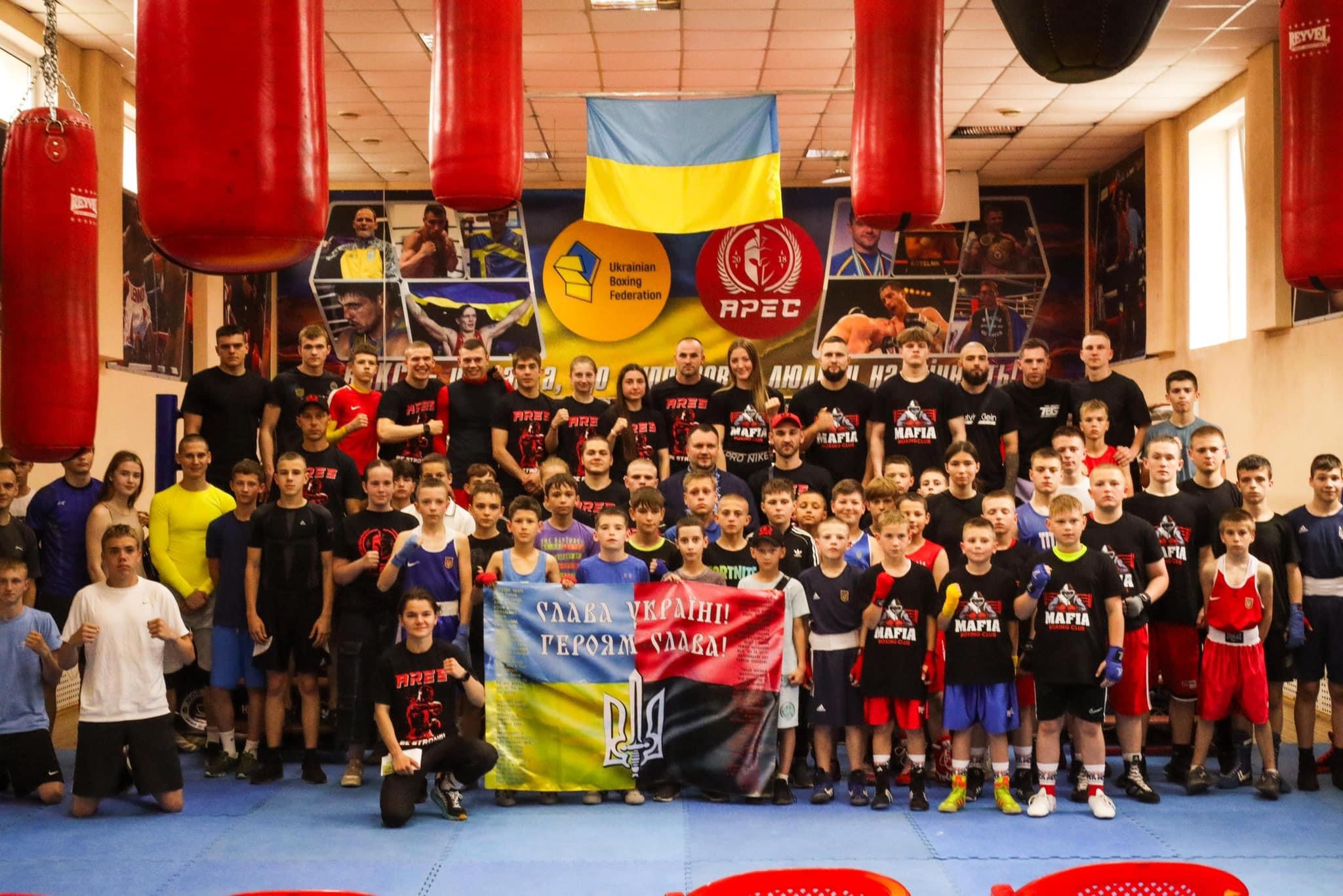 Найсильніших боксерів Черкащини відзначили преміями