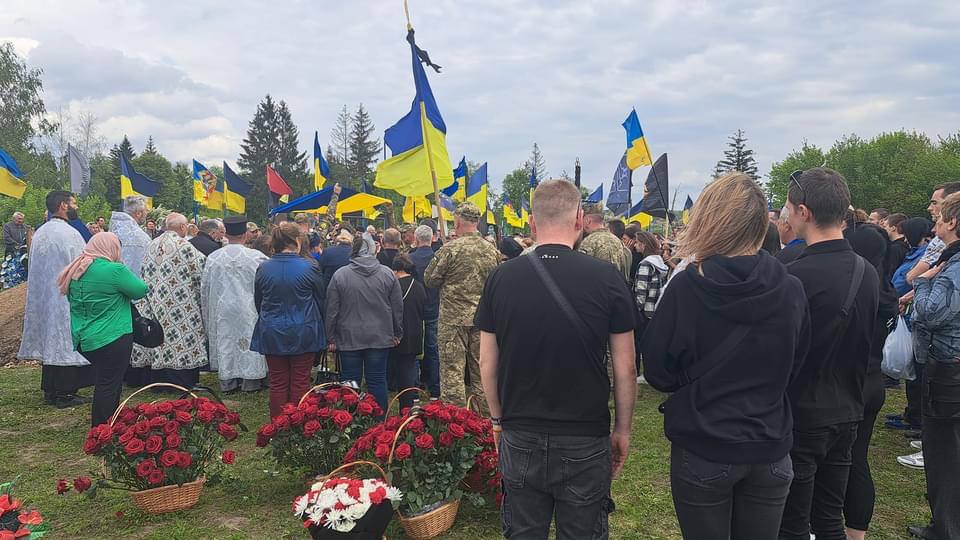 Приїхав із-за кордону захищати Україну: у Корсуні попрощалися із солдатом
