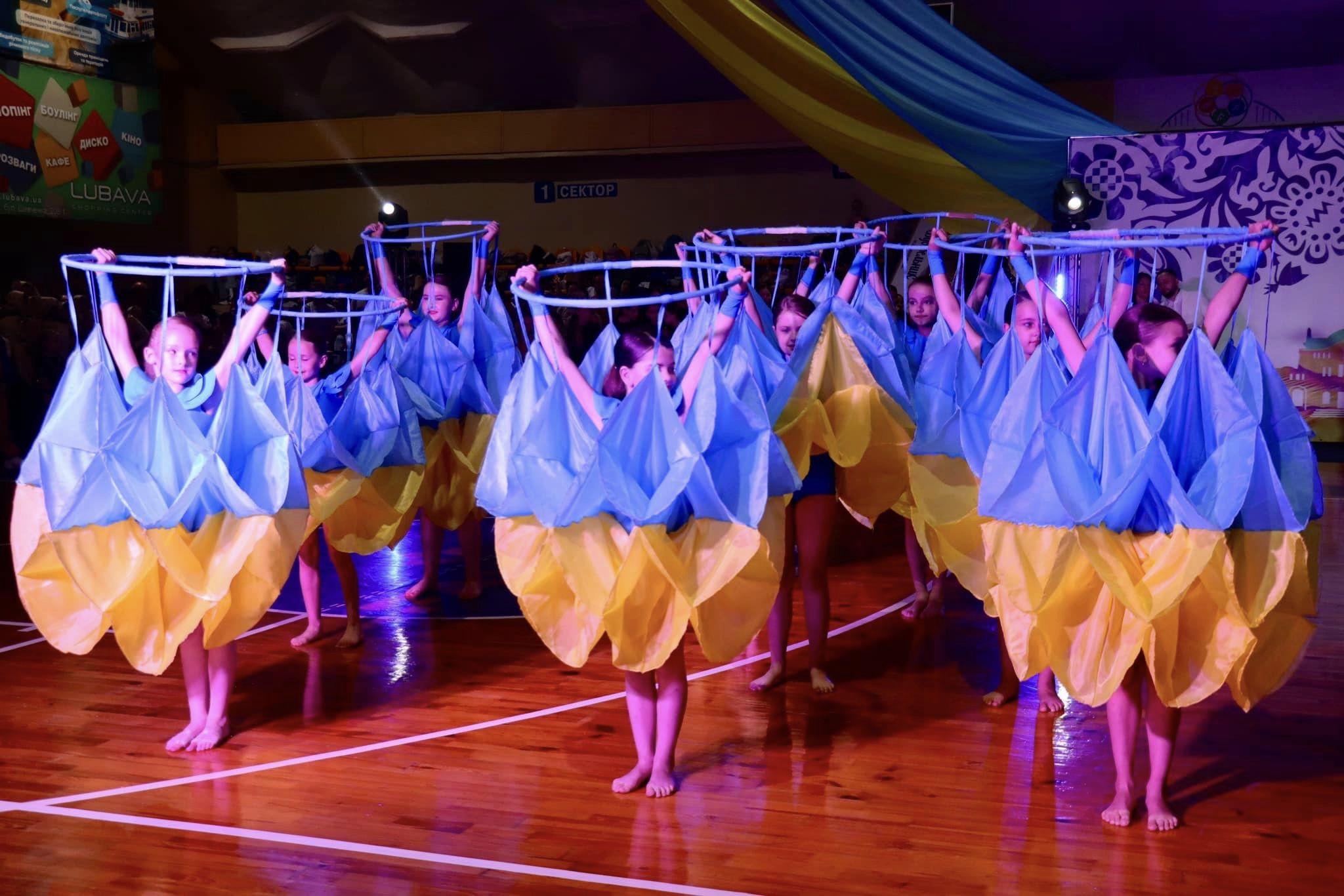 У Черкасах понад 2000 танцівників змагалися за «Кубок міського голови»