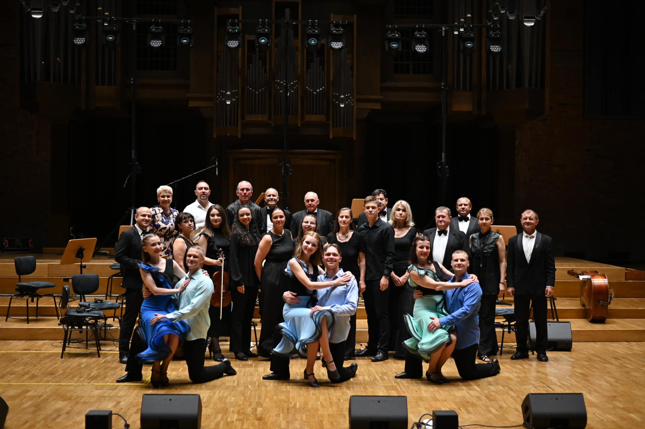 Колективи Черкаської філармонії на благодійних концертах у Польщі збирають кошти для ЗСУ
