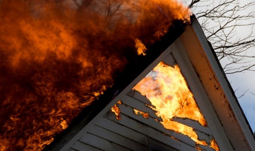 Під час пожежі будинку на Жашківщині загинув чоловік